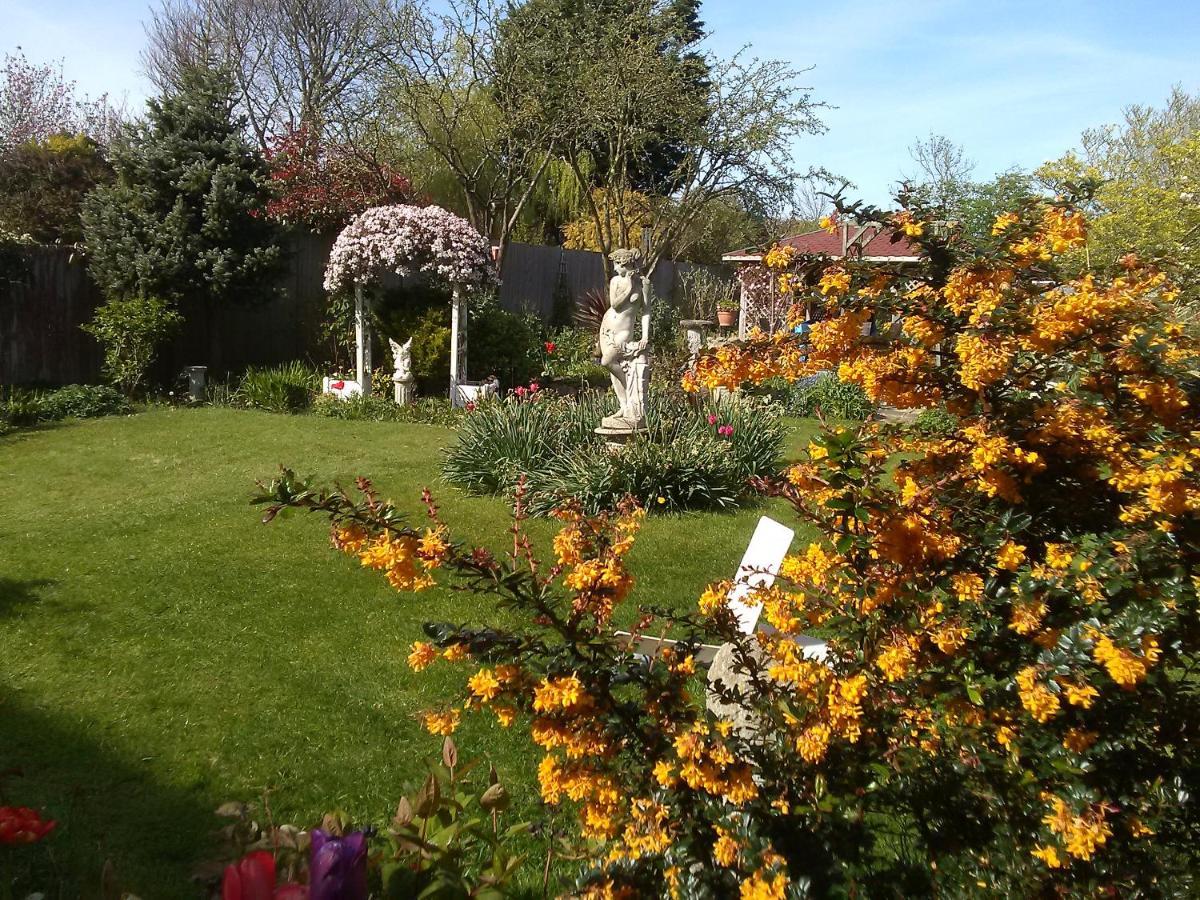 Cherry Garden B&B Folkestone Dış mekan fotoğraf